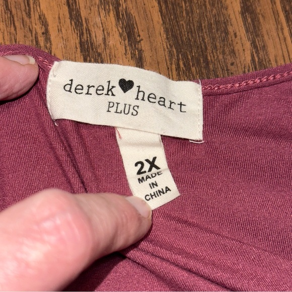 Derek Heart Plus 2X Mauve Floral Lace-Up Long Sleeve Shift Dress - Picture 6 of 8